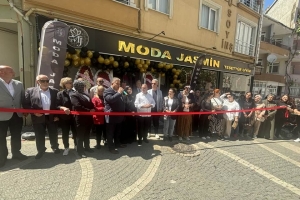 Moda Jasmin Giyim’in açılış törenine katıldık.